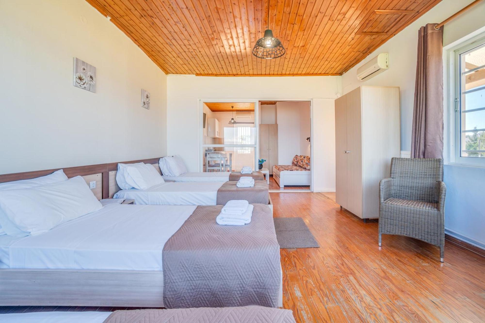 Sandy Beach Houses - Sea View Кавос Номер фото