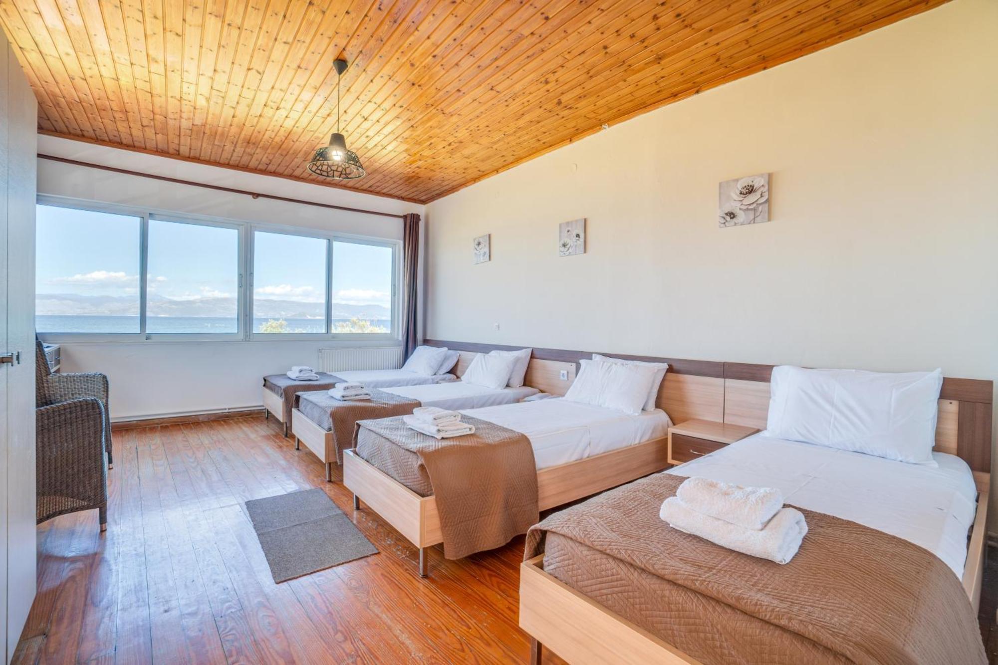 Sandy Beach Houses - Sea View Кавос Номер фото
